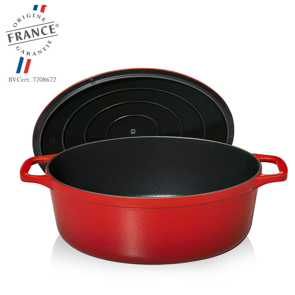 Chasseur - Oval Casserole - Ruby Chasseur - Oval Casserole - Ruby
