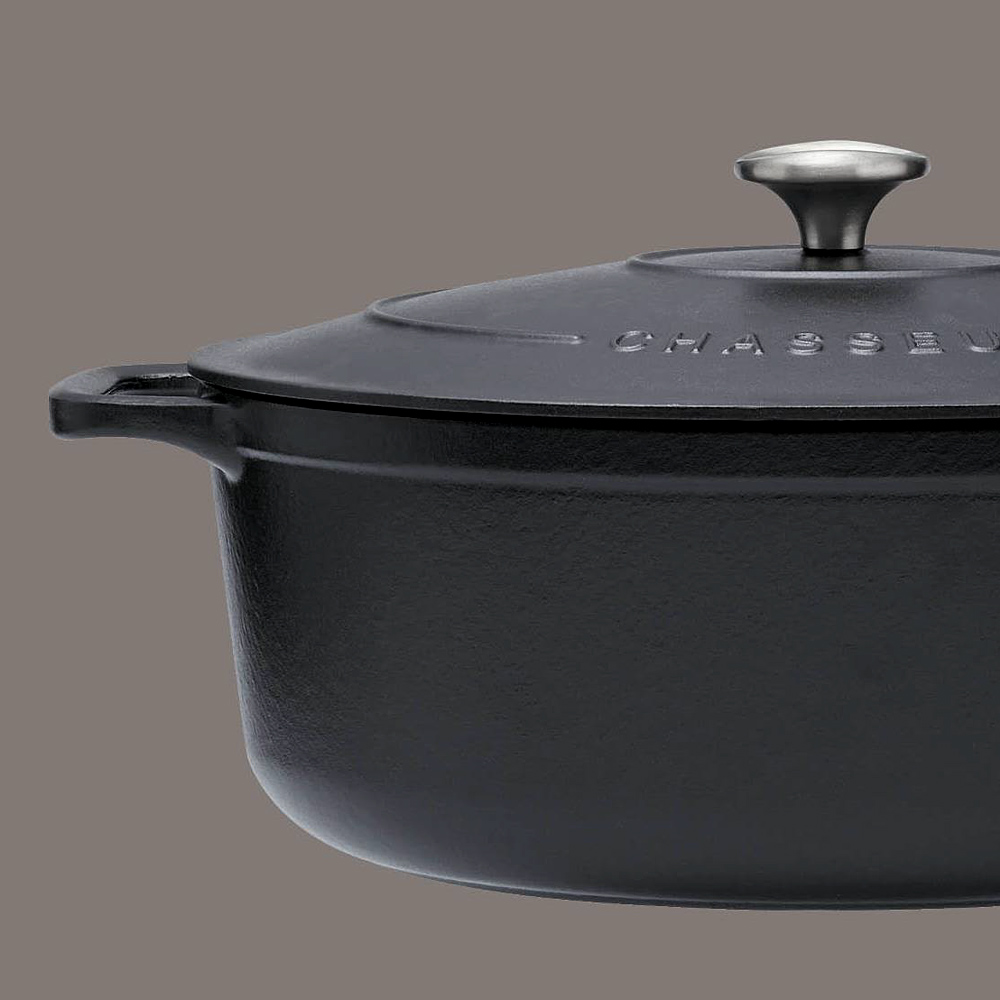 100% Genuine! CHASSEUR Cast Iron Round Casserole 30 cm 2.5 L Bordeaux! RRP  $619!